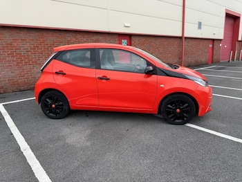 Used Toyota AYGO 2015 for sale - 79481635: Photo