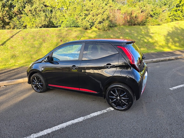 Used Toyota AYGO 2018 for sale - 74242642: Photo 2