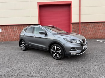 Used Nissan Qashqai 2017 for sale - 75564402: Photo