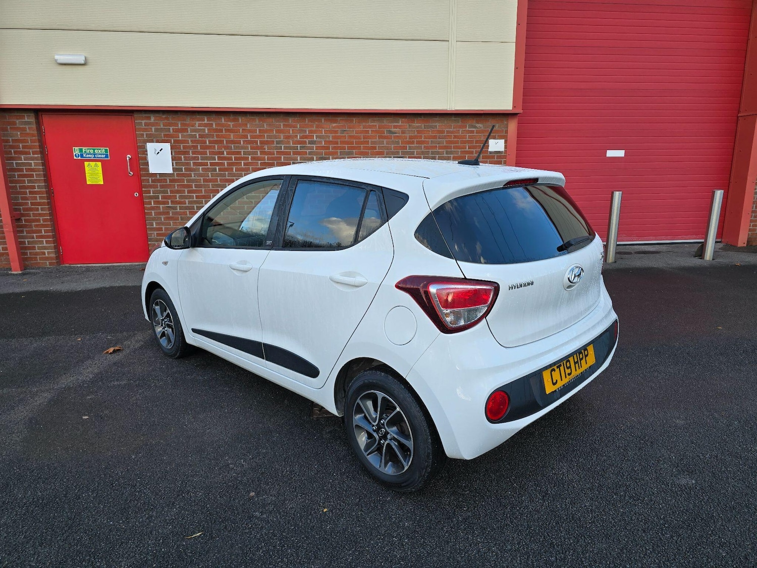 Used Hyundai i10 for sale - 76989535: Photo 12