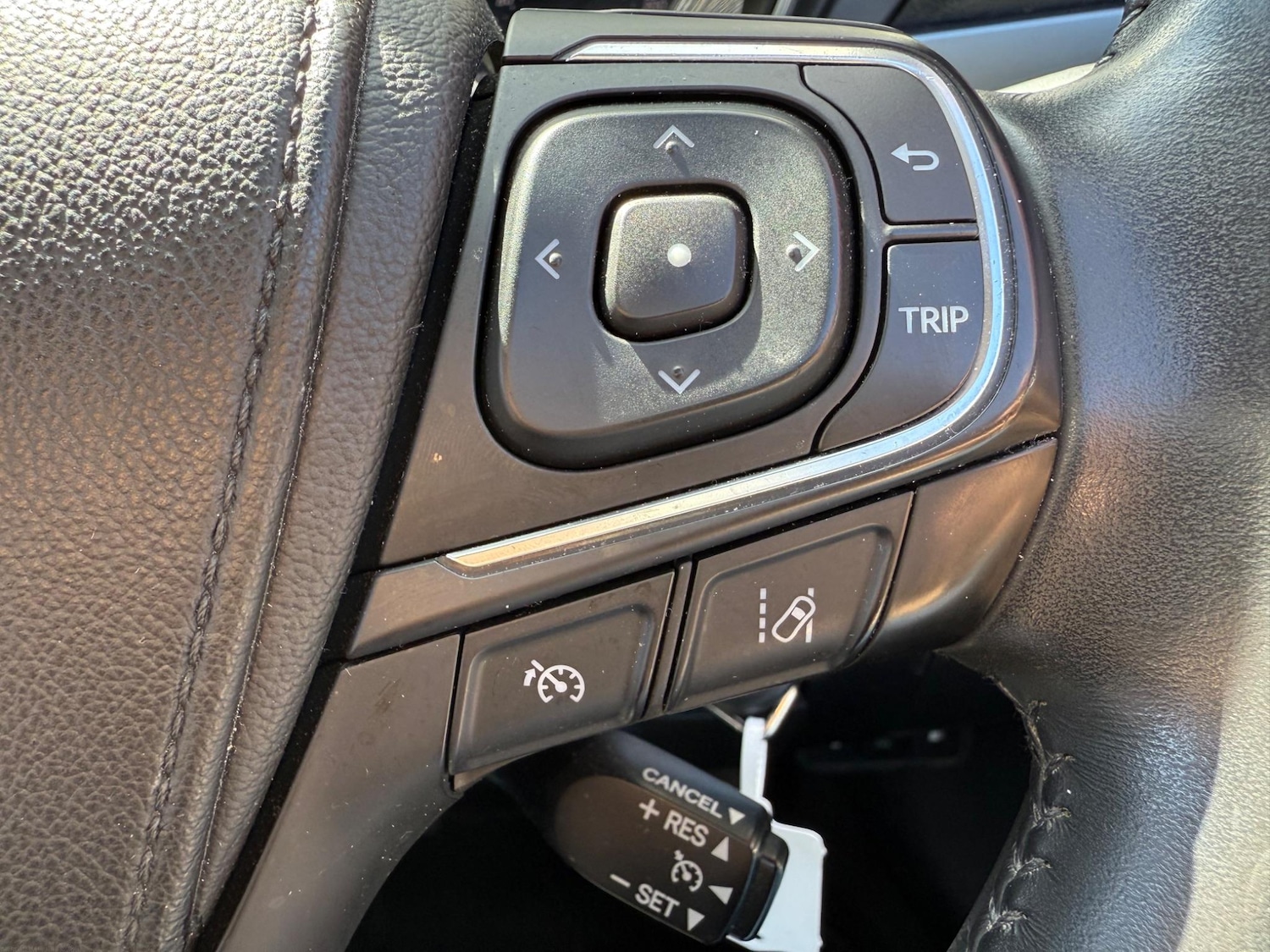 Used Toyota Avensis 2016 for sale - 76996613: Photo 11