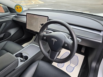 Used Tesla Model 3 2021 for sale - 75459500: Photo
