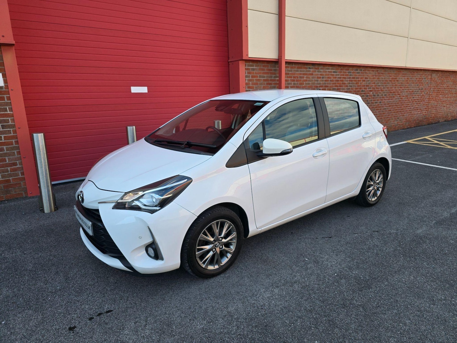 Used Toyota Yaris 2017 for sale - 76990741: Photo 4