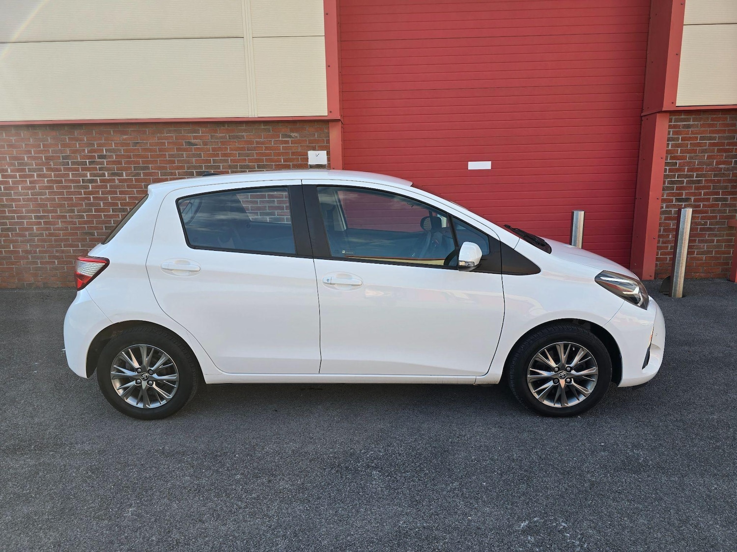 Used Toyota Yaris 2017 for sale - 76990741: Photo 7