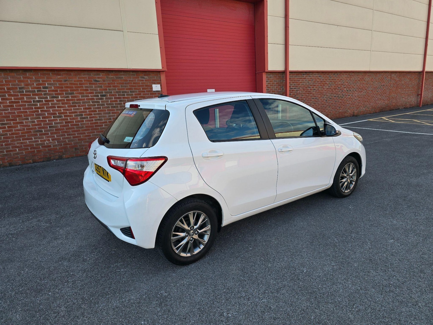 Used Toyota Yaris 2017 for sale - 76990741: Photo 8
