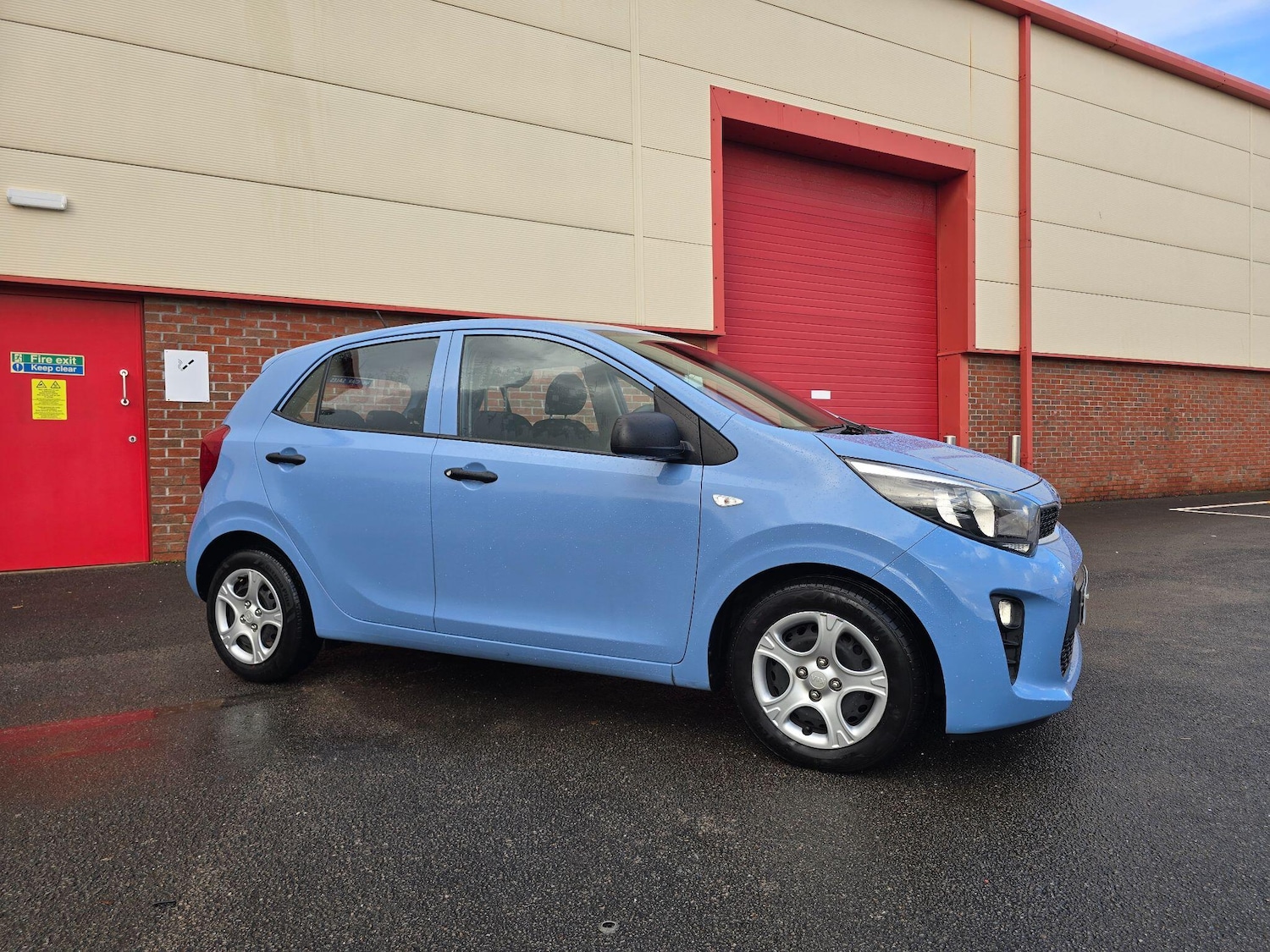 Used Kia Picanto 2019 for sale - 76727728: Photo 1