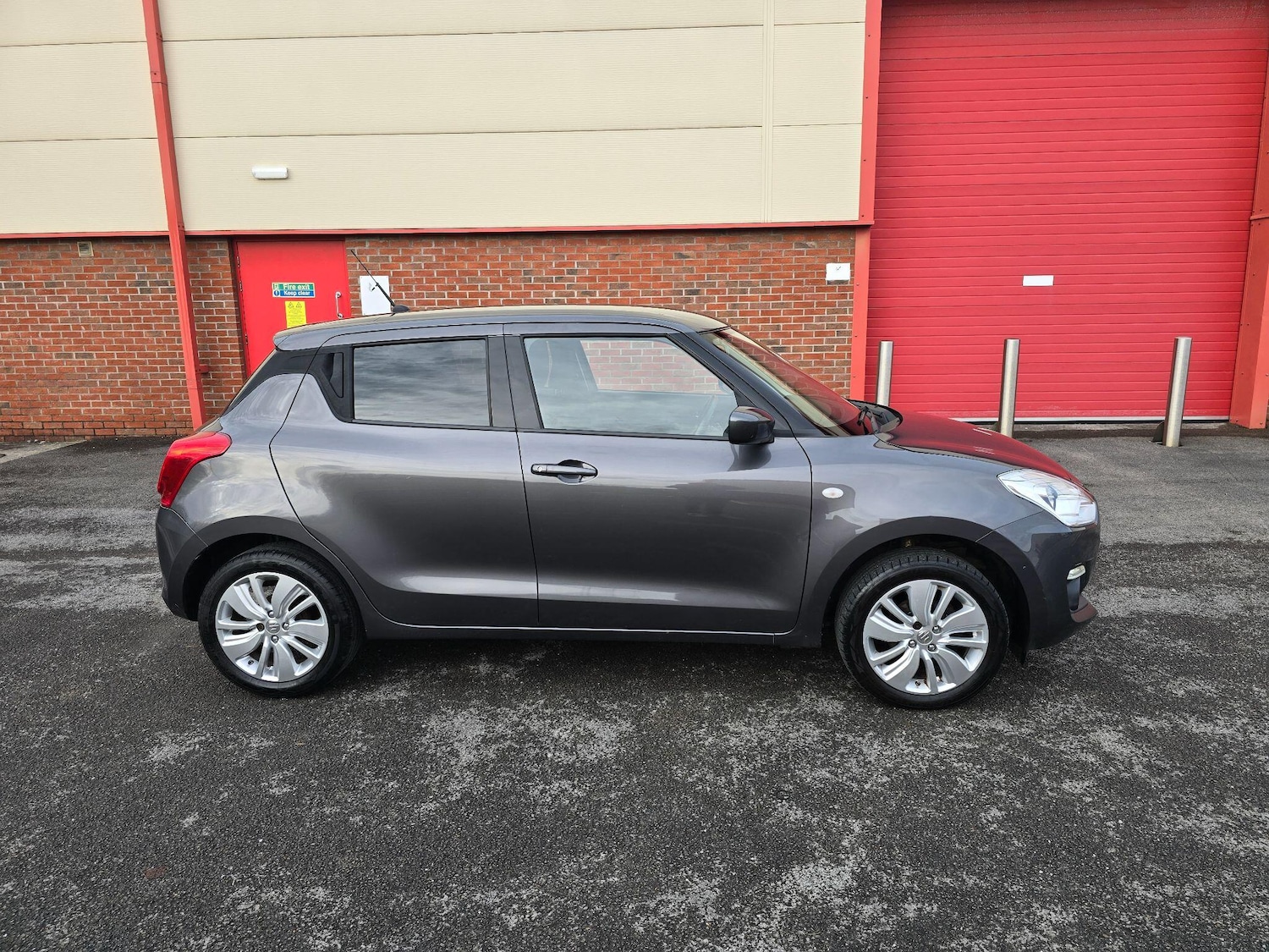 Used Suzuki Swift 2018 for sale - 77109891: Photo 20
