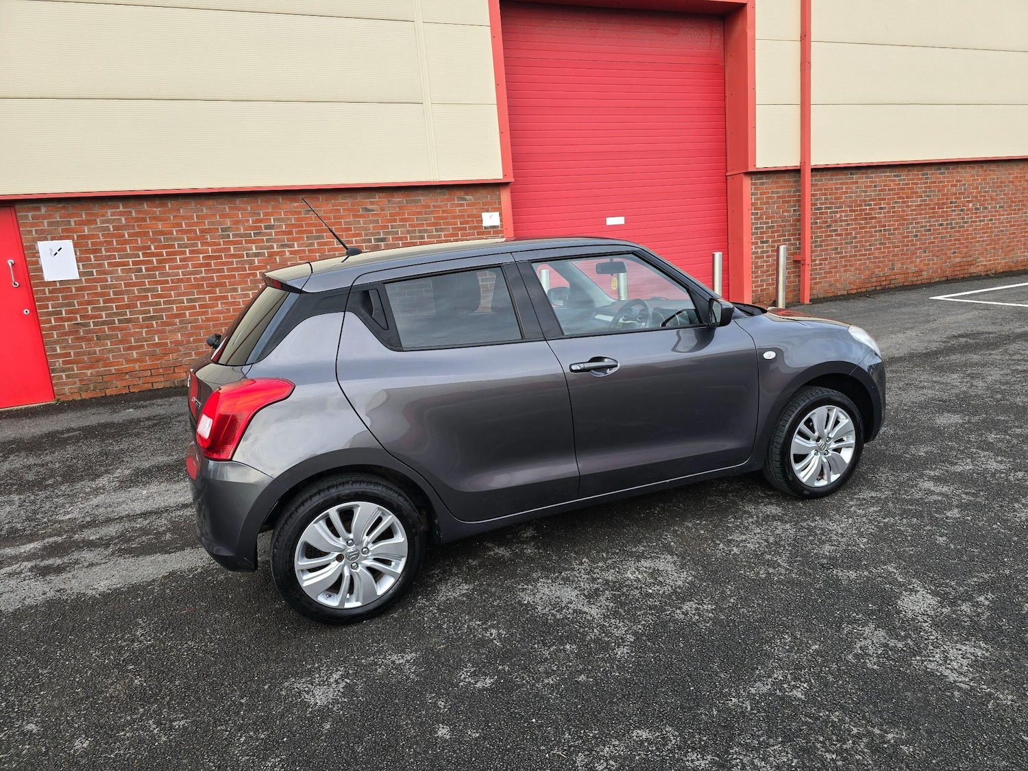 Used Suzuki Swift 2018 for sale - 77109891: Photo 21