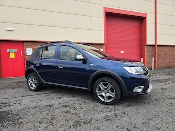 Used Dacia Sandero Stepway 2017 for sale - 78309870: Photo