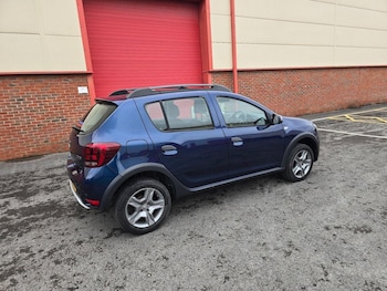 Used Dacia Sandero Stepway 2017 for sale - 78309870: Photo