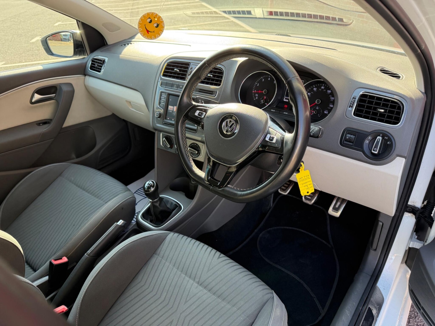 Used Volkswagen Polo 2016 for sale - 77670990: Photo 7