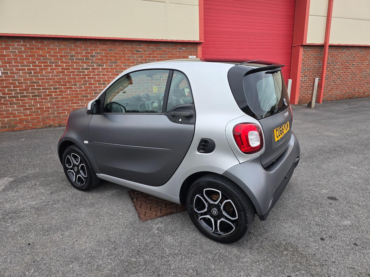 Used smart fortwo 2018 for sale - 76247643: Photo 11