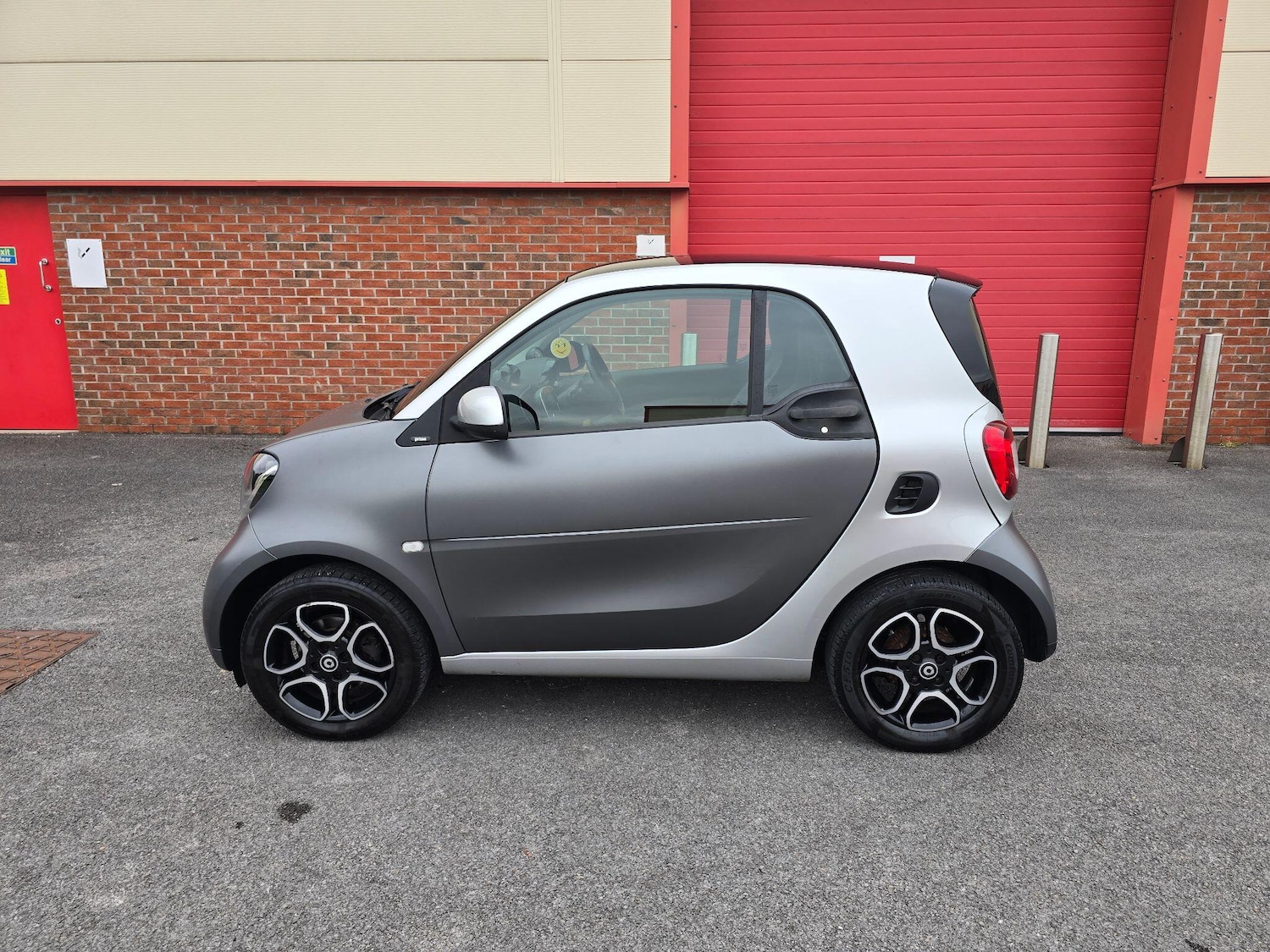 Used smart fortwo 2018 for sale - 76247643: Photo 12
