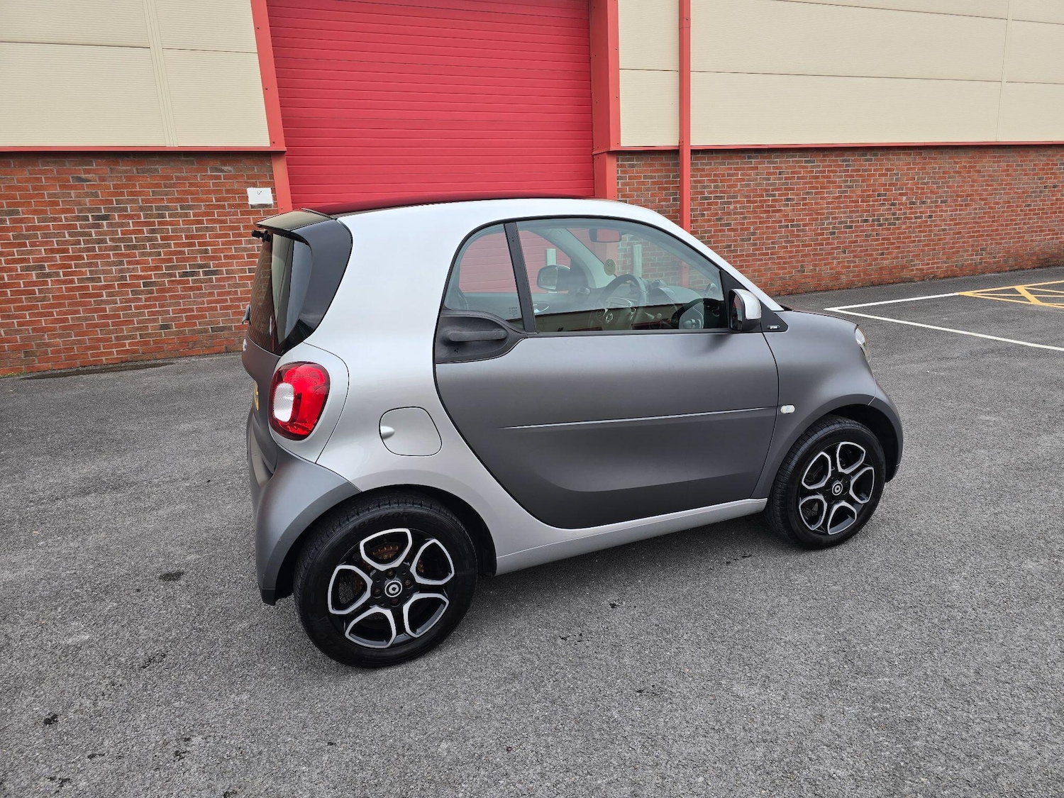 Used smart fortwo 2018 for sale - 76247643: Photo 16