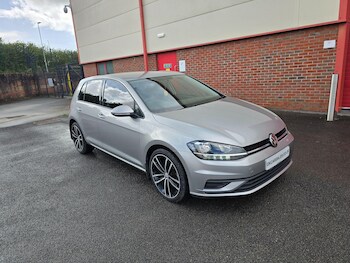 Used Volkswagen Golf 2019 for sale - 76989114: Photo