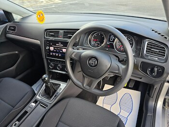 Used Volkswagen Golf 2019 for sale - 76989114: Photo
