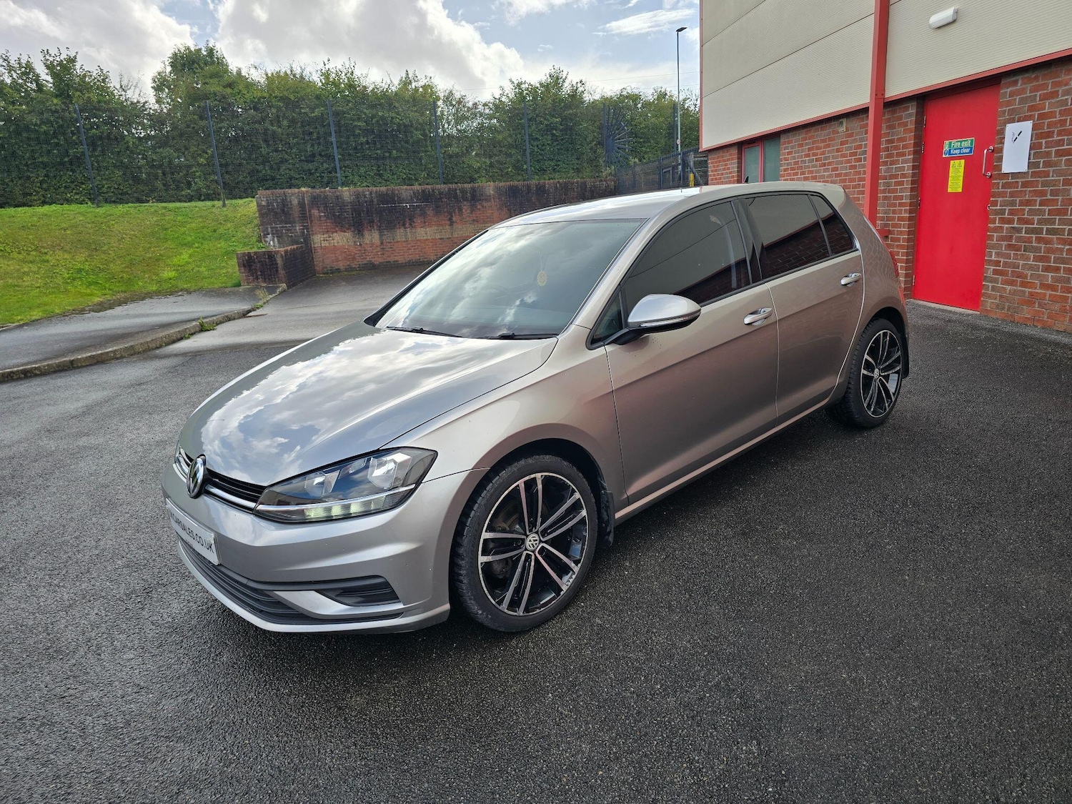 Used Volkswagen Golf 2019 for sale - 76989114: Photo 5