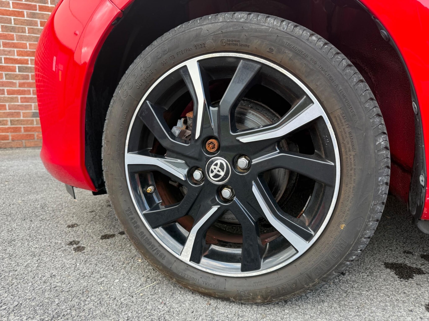 Used Toyota Yaris 2015 for sale - 76987802: Photo 10