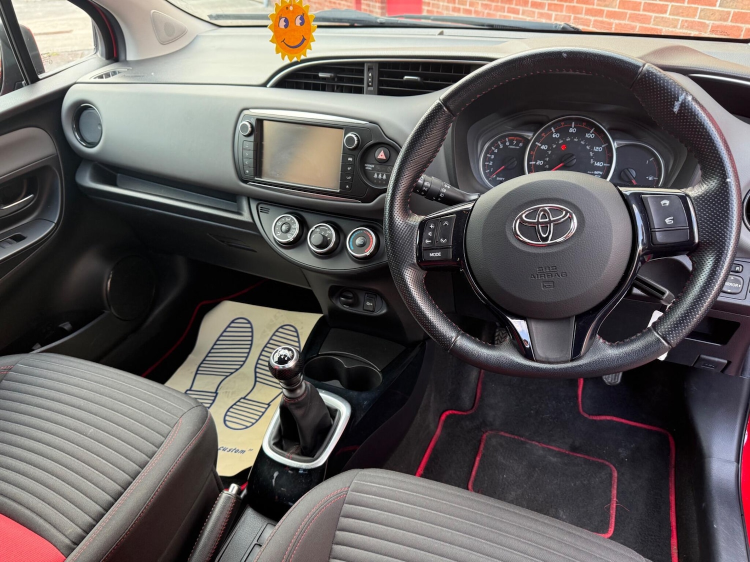 Used Toyota Yaris 2015 for sale - 76987802: Photo 7