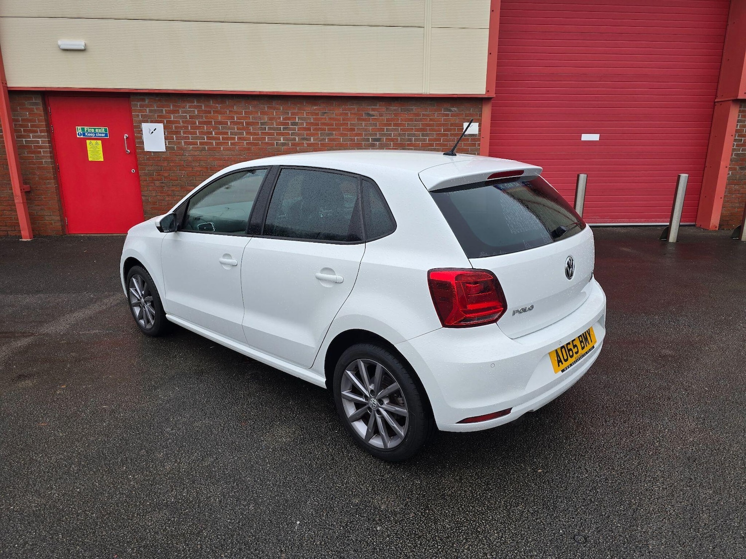 Used Volkswagen Polo 2015 for sale - 76865240: Photo 16