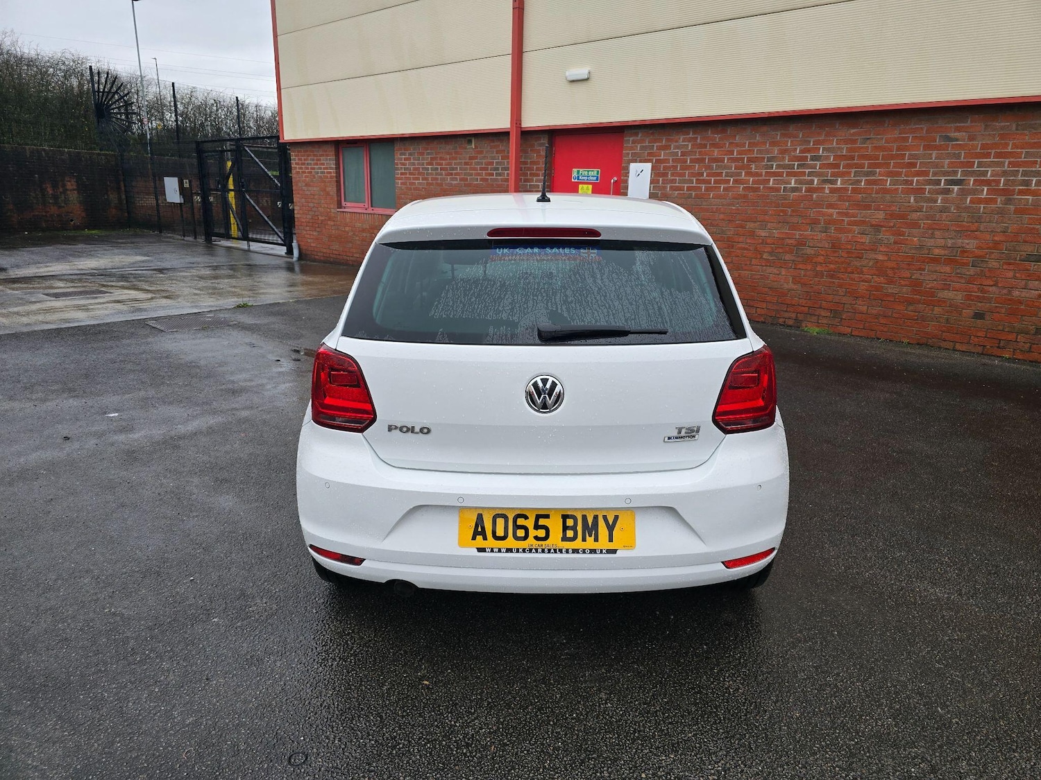 Used Volkswagen Polo 2015 for sale - 76865240: Photo 18