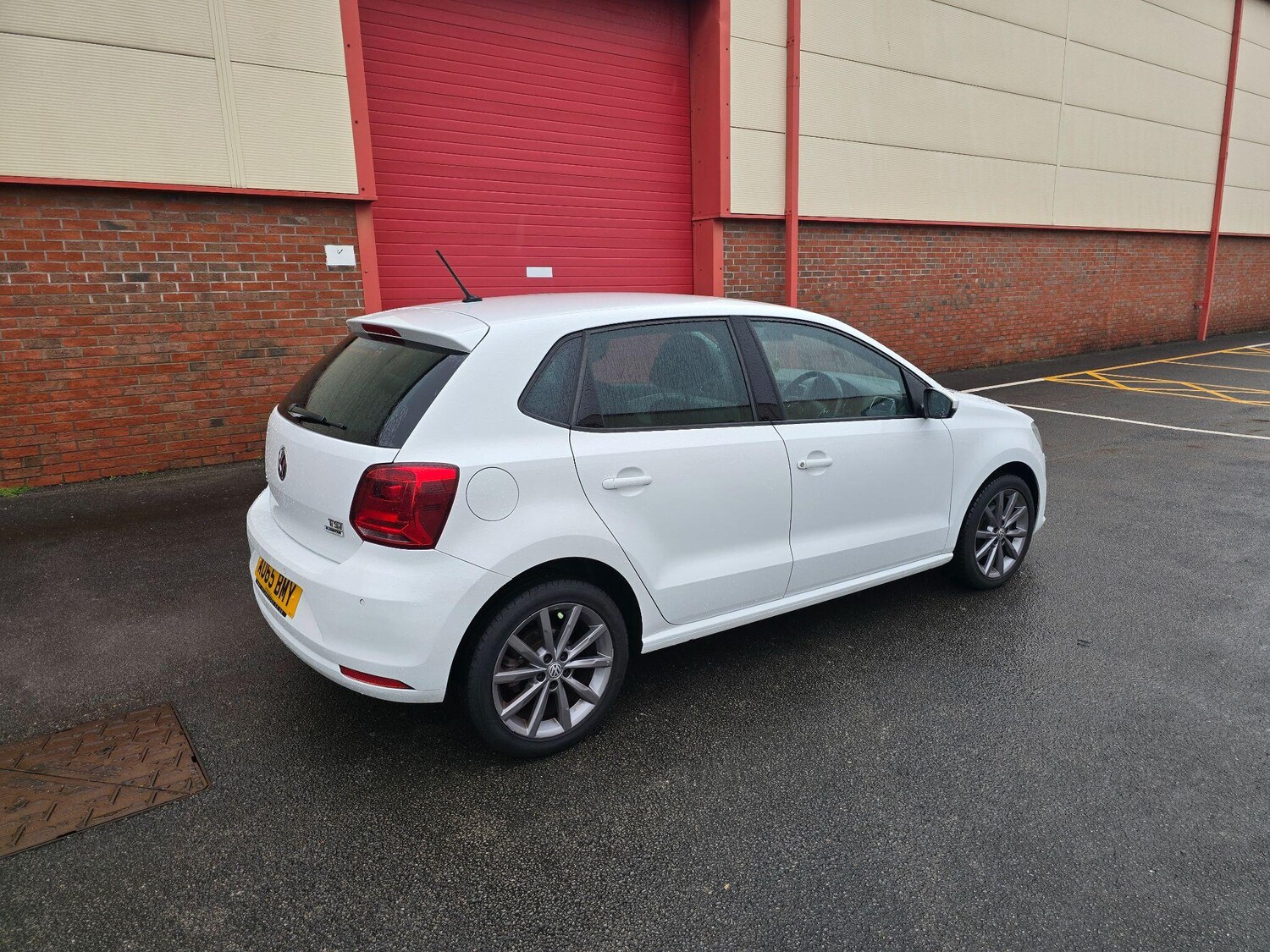 Used Volkswagen Polo 2015 for sale - 76865240: Photo 26