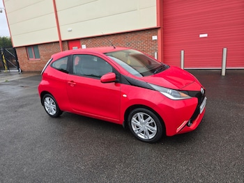 Used Toyota AYGO 2015 for sale - 75809825: Photo