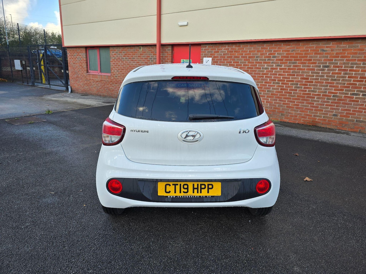 Used Hyundai i10 2019 for sale - 76370762: Photo 15