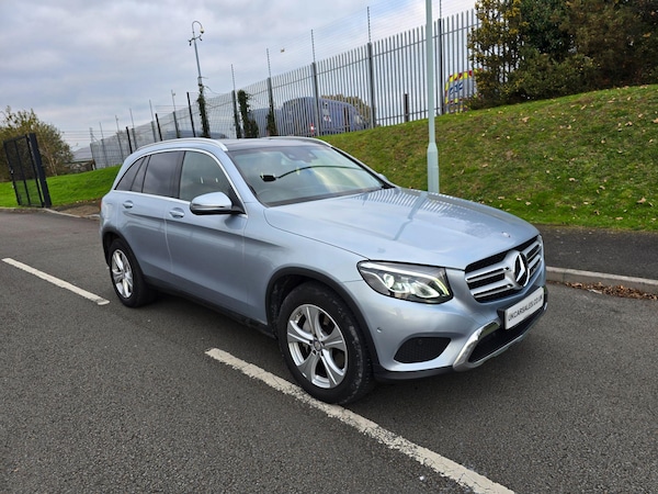 Used Mercedes-Benz GLC 2016 for sale - 72902182: Photo 2