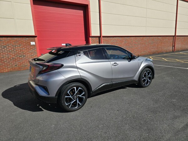 Used Toyota C-HR 2018 for sale - 74533617: Photo 11
