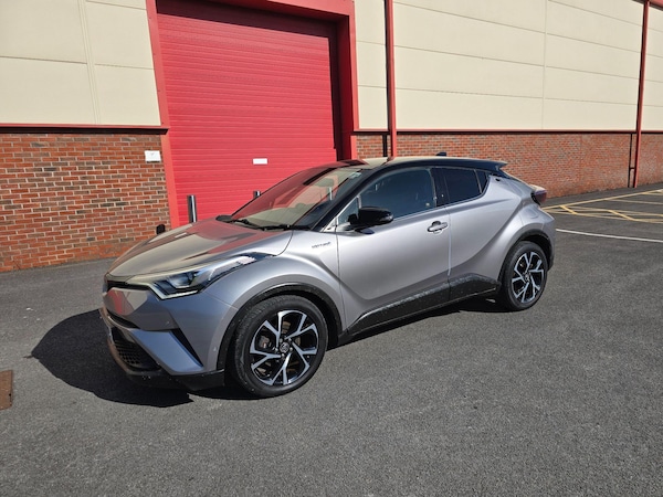 Used Toyota C-HR 2018 for sale - 74533617: Photo 4