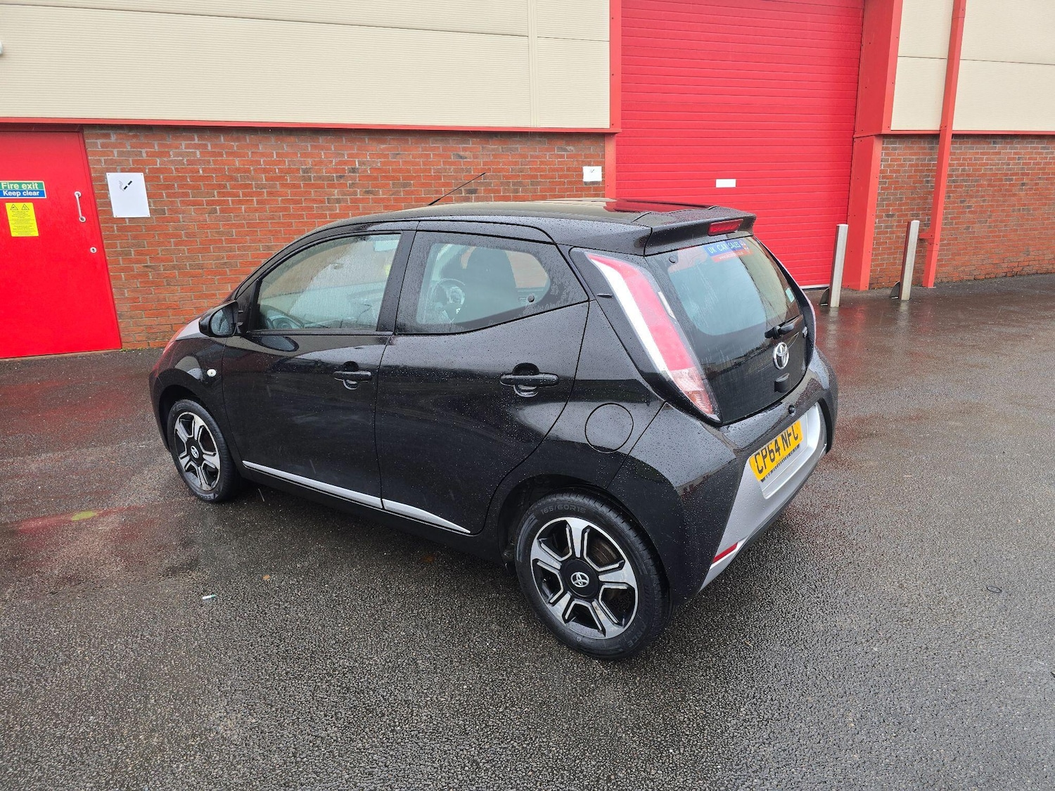 Used Toyota AYGO 2015 for sale - 76823438: Photo 10