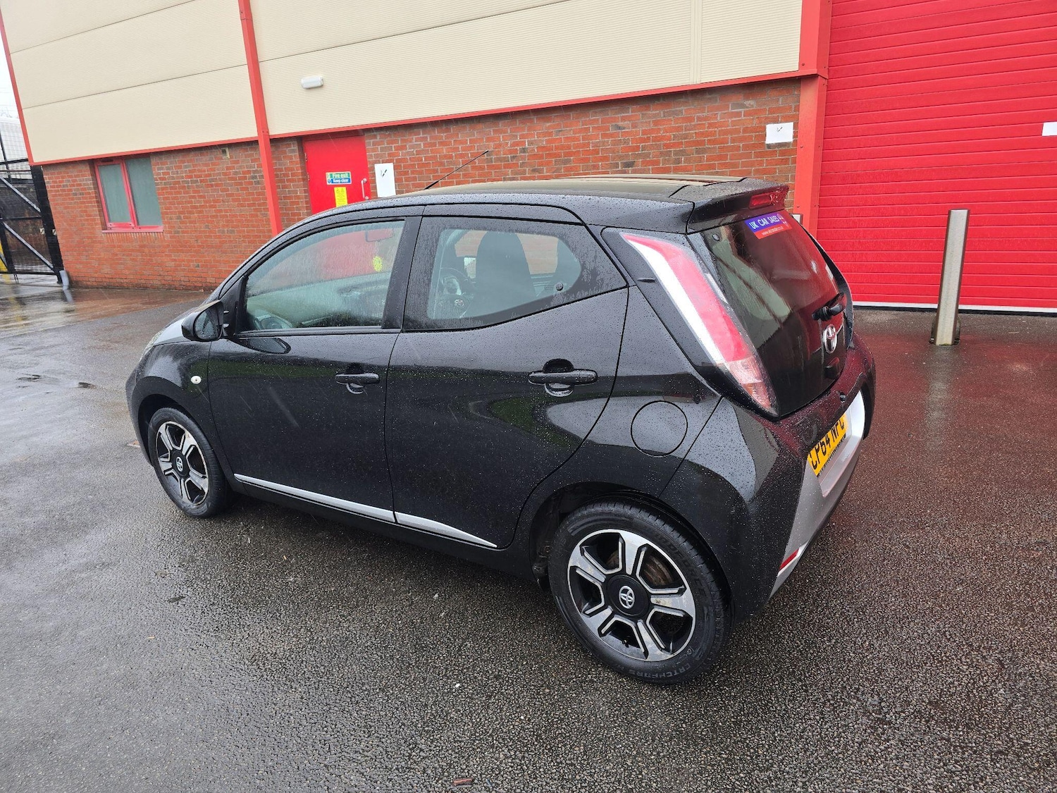 Used Toyota AYGO 2015 for sale - 76823438: Photo 18