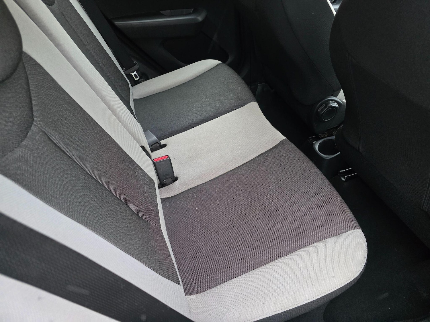 Used Toyota AYGO 2015 for sale - 76823438: Photo 21