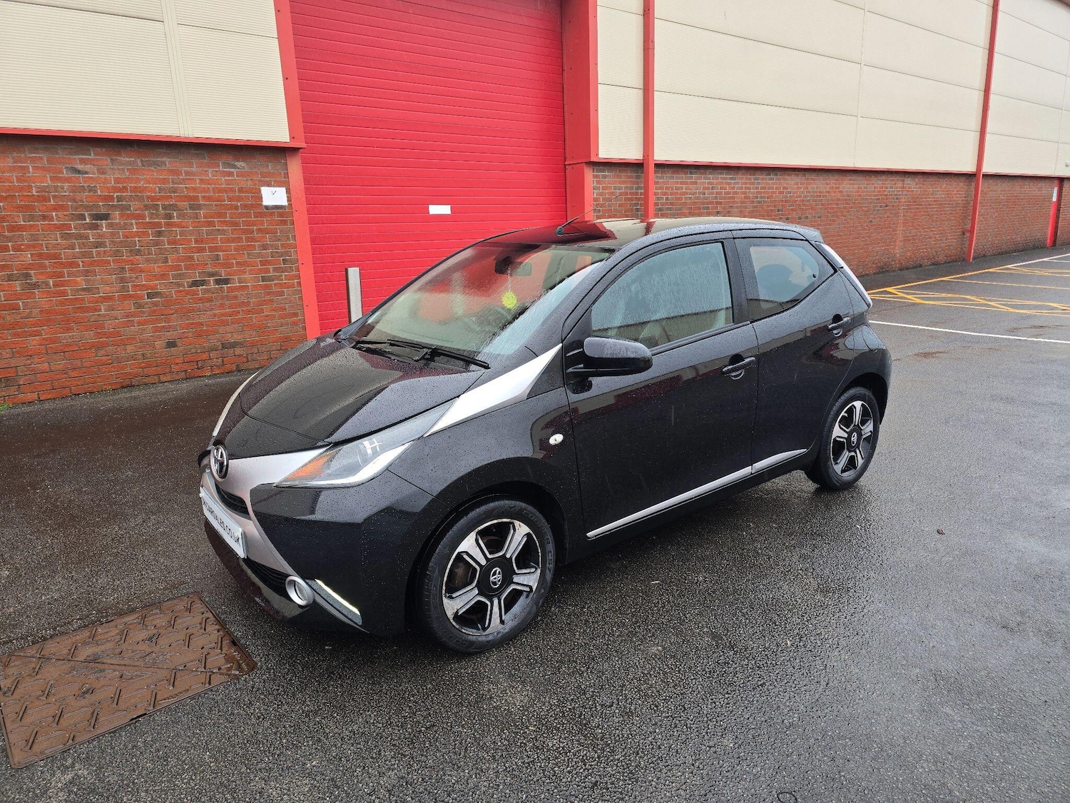 Used Toyota AYGO 2015 for sale - 76823438: Photo 5