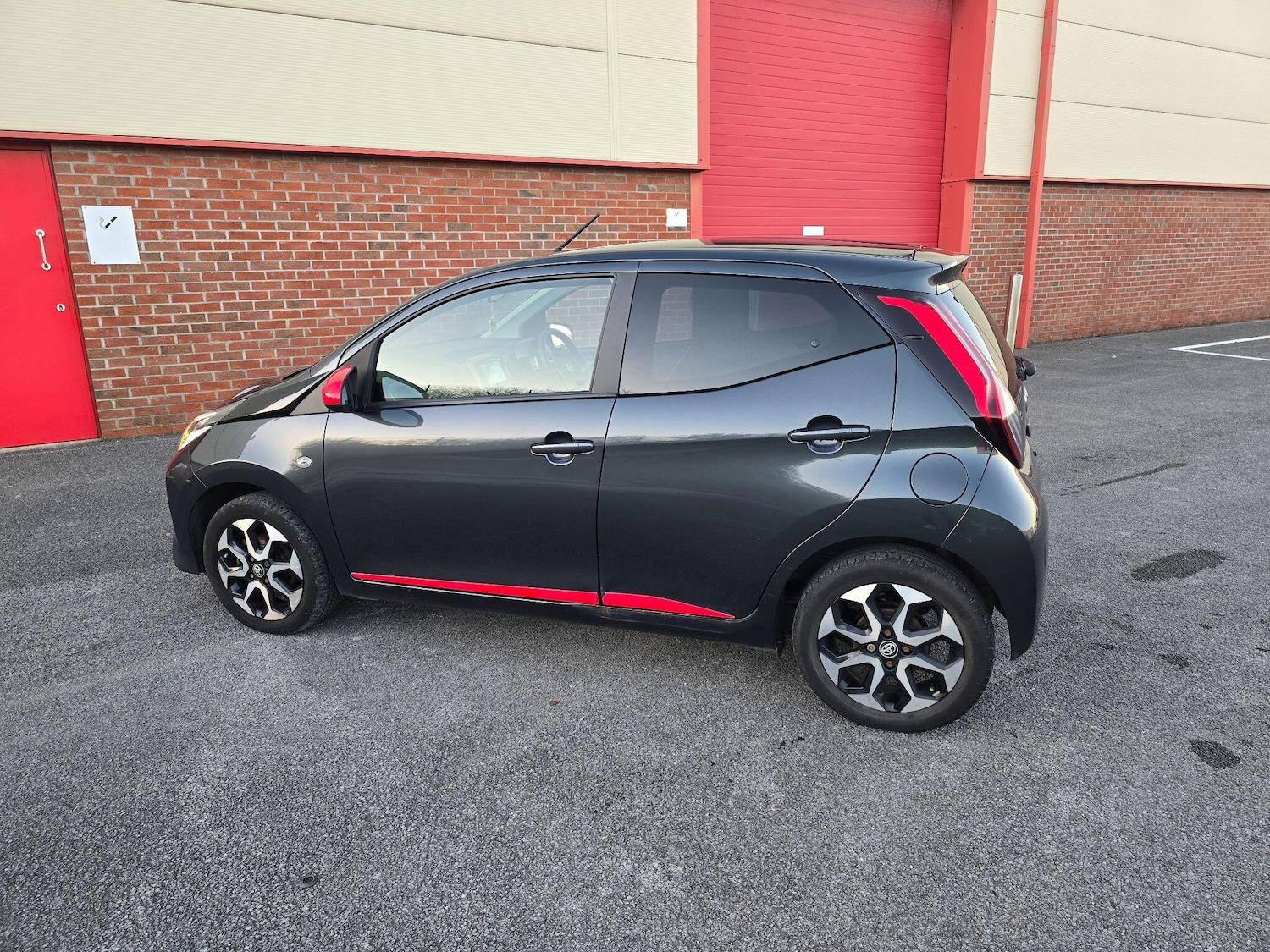 Used Toyota AYGO 2019 for sale - 76992061: Photo 14