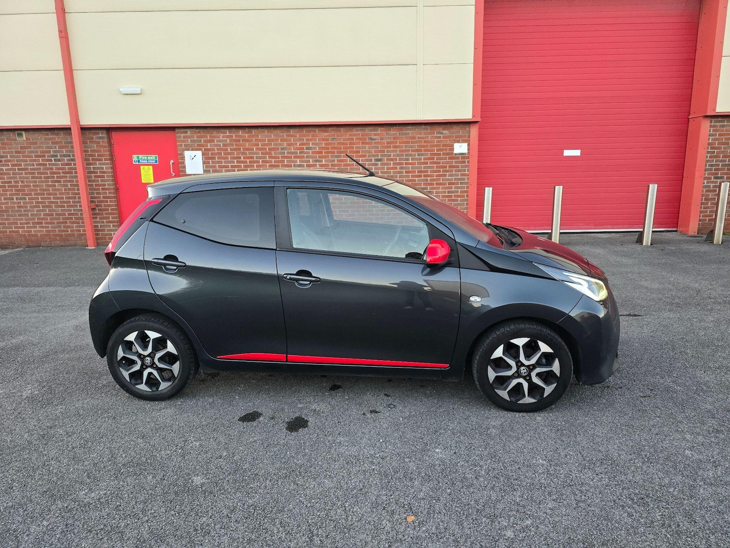 Used Toyota AYGO 2019 for sale - 76992061: Photo 18