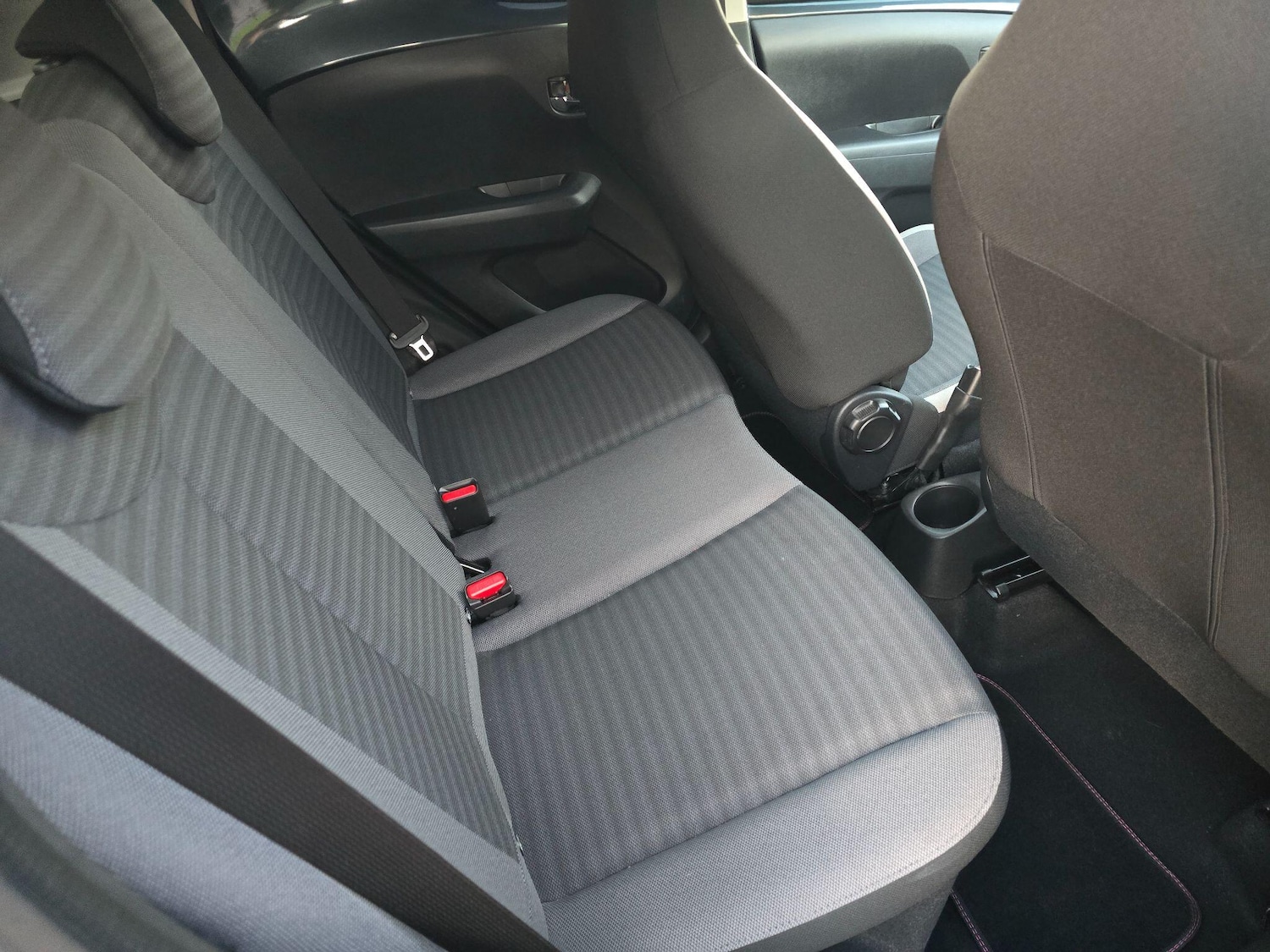 Used Toyota AYGO 2019 for sale - 76992061: Photo 22