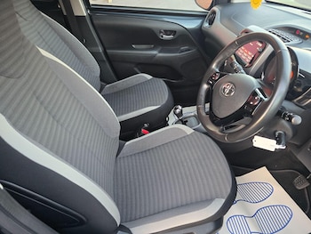 Used Toyota AYGO 2019 for sale - 76992061: Photo