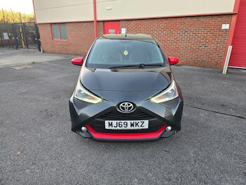 Used Toyota AYGO 2019 for sale - 76992061: Photo