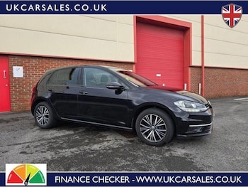 Used Volkswagen Golf 2018 for sale - 78479600: Photo