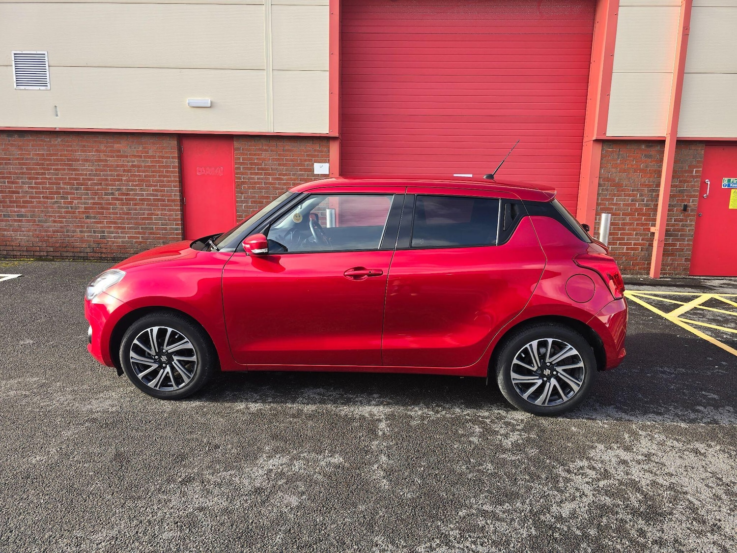 Used Suzuki Swift 2022 for sale - 77510485: Photo 7