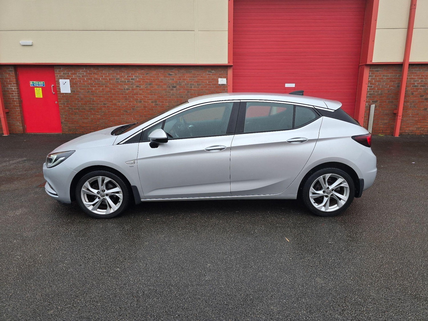 Used Vauxhall Astra 2016 for sale - 77039709: Photo 13