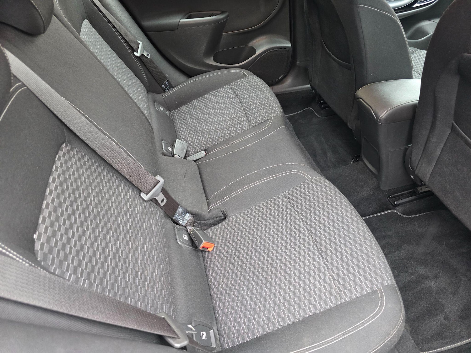 Used Vauxhall Astra 2016 for sale - 77039709: Photo 23