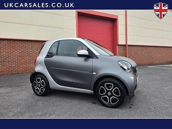 Used smart fortwo 2018 for sale - 76995964: Photo