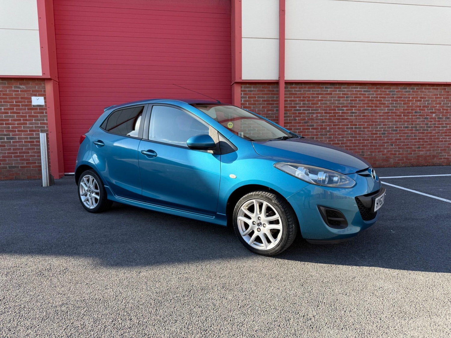 Used Mazda Mazda2 2012 for sale - 76032725: Photo 1