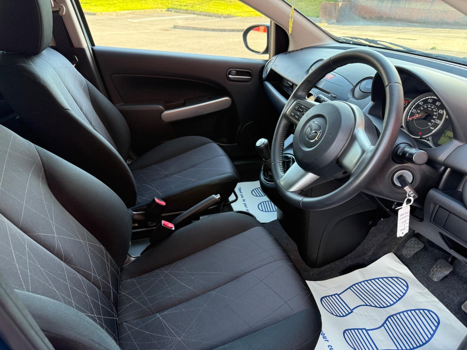 Used Mazda Mazda2 2012 for sale - 76032725: Photo 21