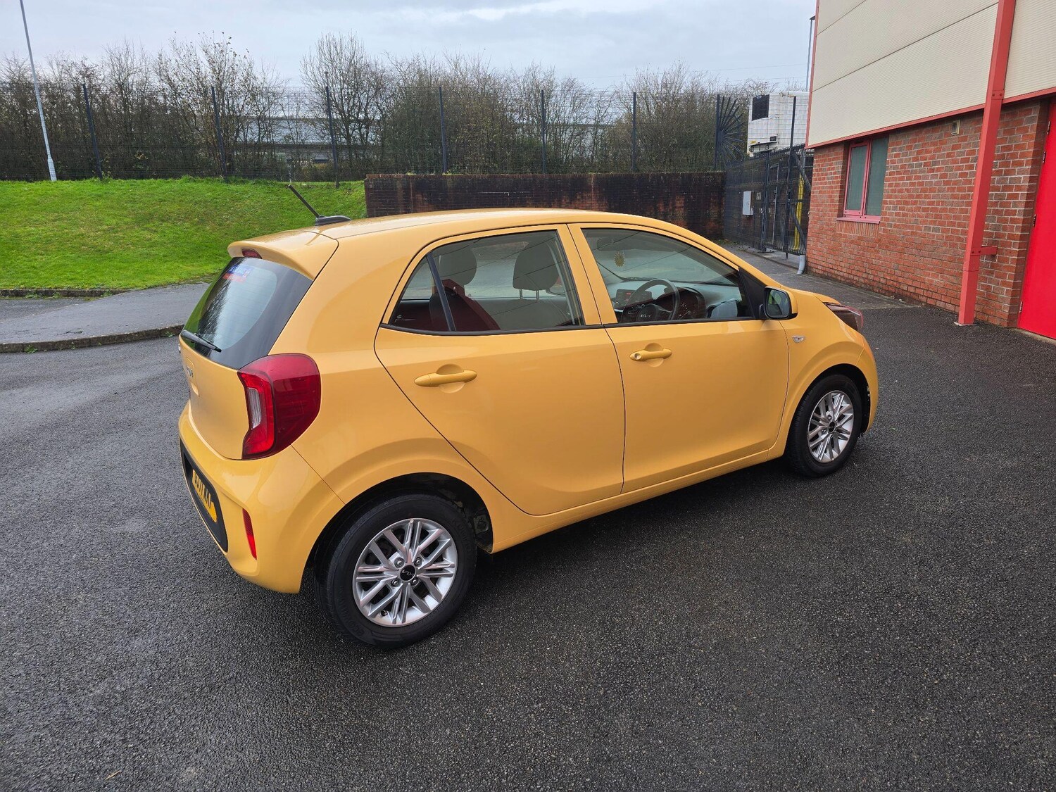 Used Kia Picanto 2021 for sale - 76824256: Photo 18