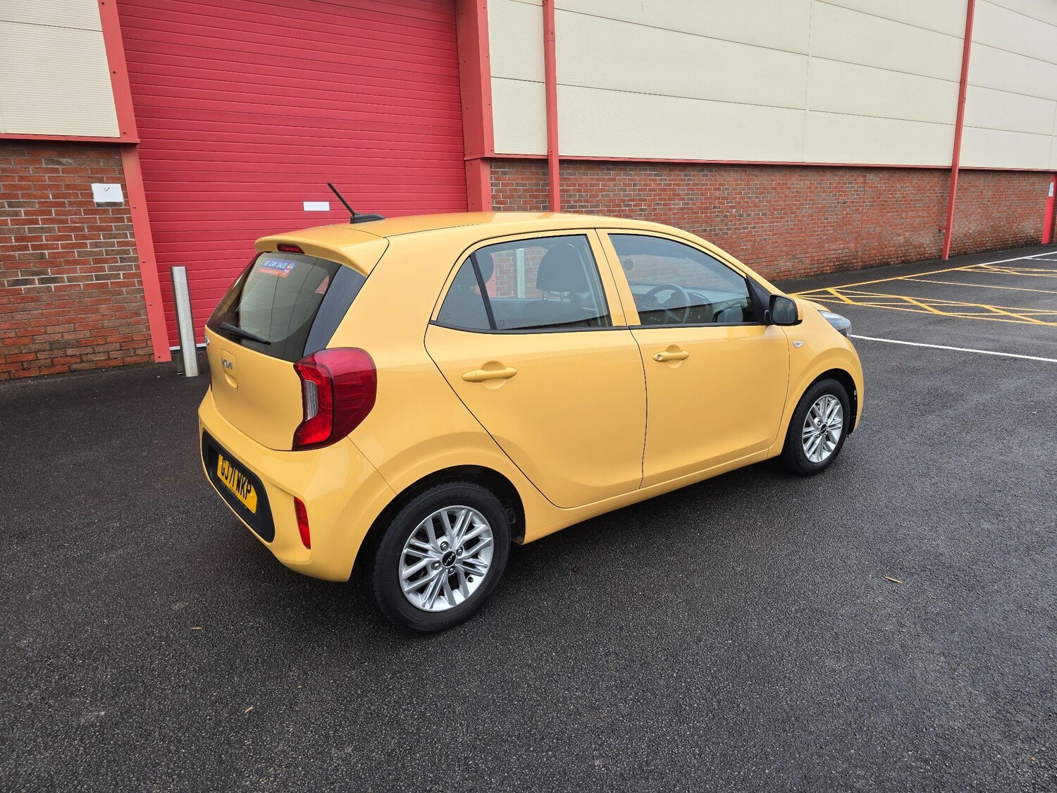 Used Kia Picanto 2021 for sale - 76824256: Photo 19