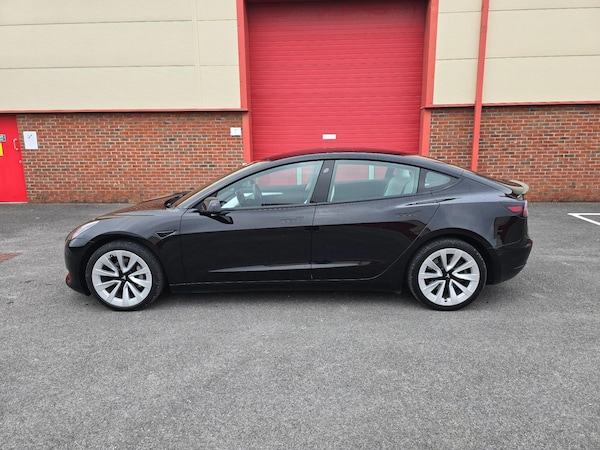 Used Tesla Model 3 2021 for sale - 76282935: Photo 11
